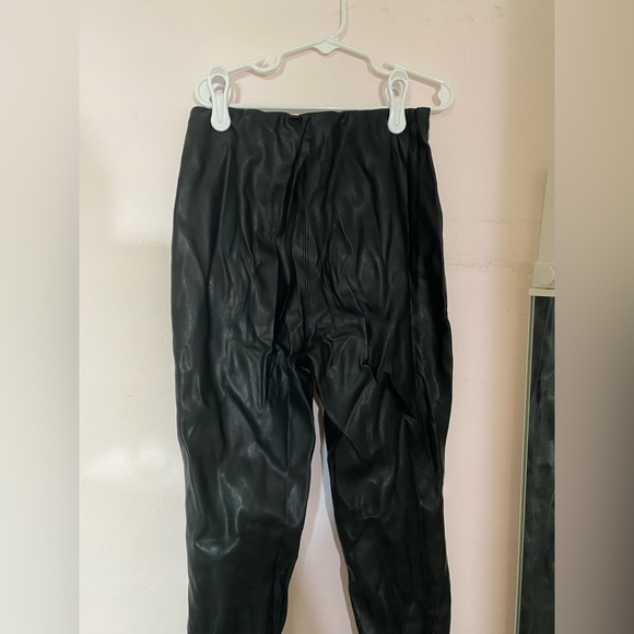 BLANK NYC faux leather pants, size 26 - Picture 4 of 5
